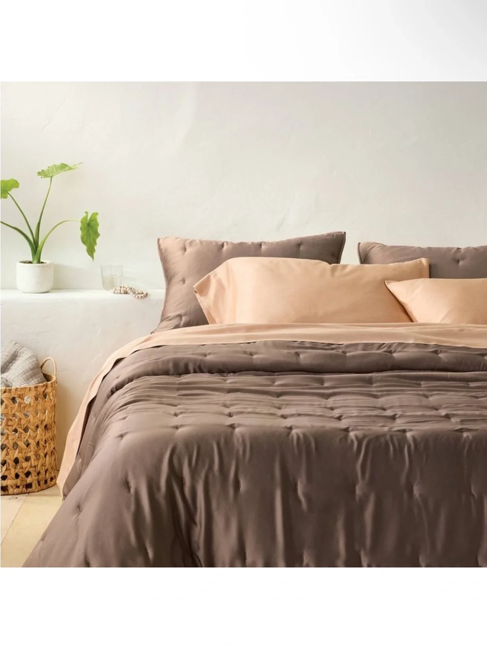 NWT King Rayon from Bamboo Quilt Fig - Casaluna